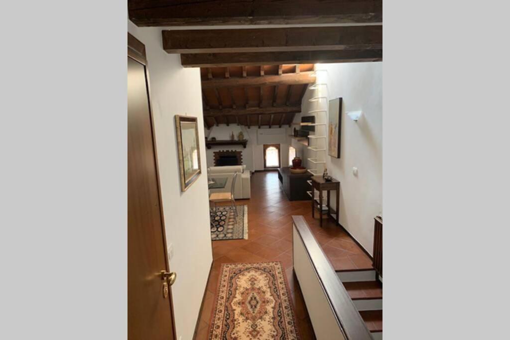 Daisy House: Nice Attic In The Historical Center Salo Bagian luar foto