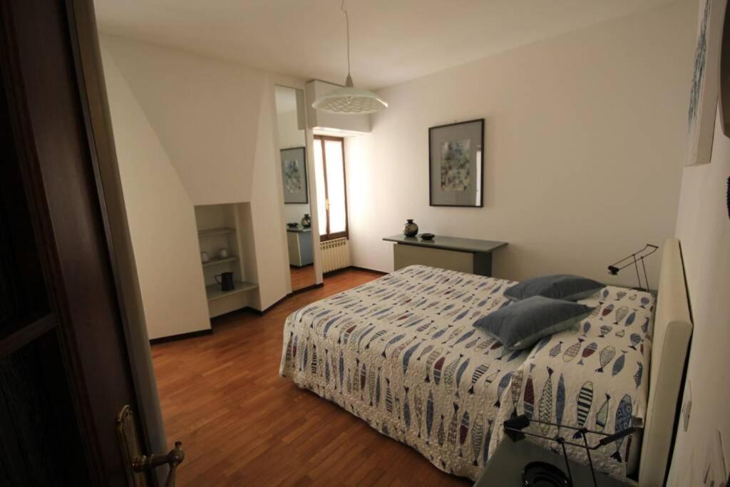 Daisy House: Nice Attic In The Historical Center Salo Bagian luar foto