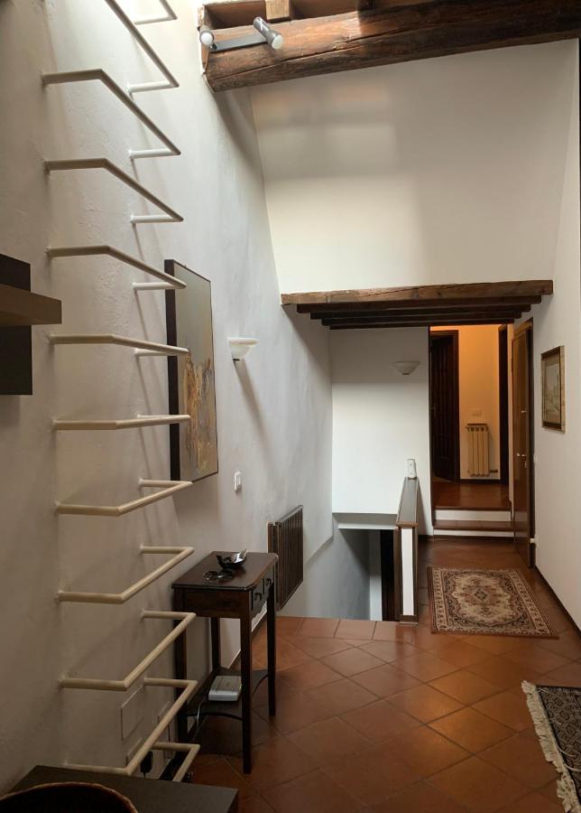 Daisy House: Nice Attic In The Historical Center Salo Bagian luar foto
